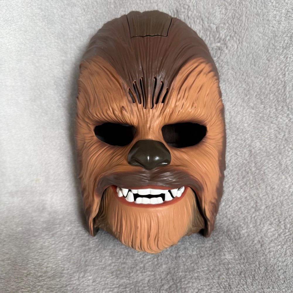 Star Wars Chewbacca Electronic Roar Mask Hasbro B3226 Wookiee Sounds Cosplay